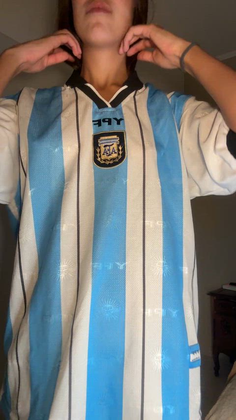 Kinda hard to compete w all these big boobs on here