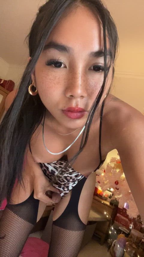 who's craving a ladyboy here?