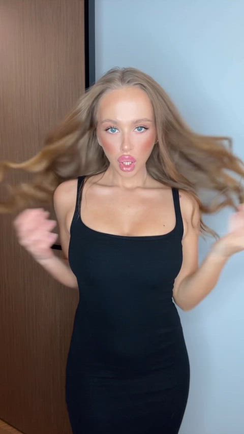 Big Ass MILF NSFW OnlyFans Solo Tits Porn GIF by maryamazing