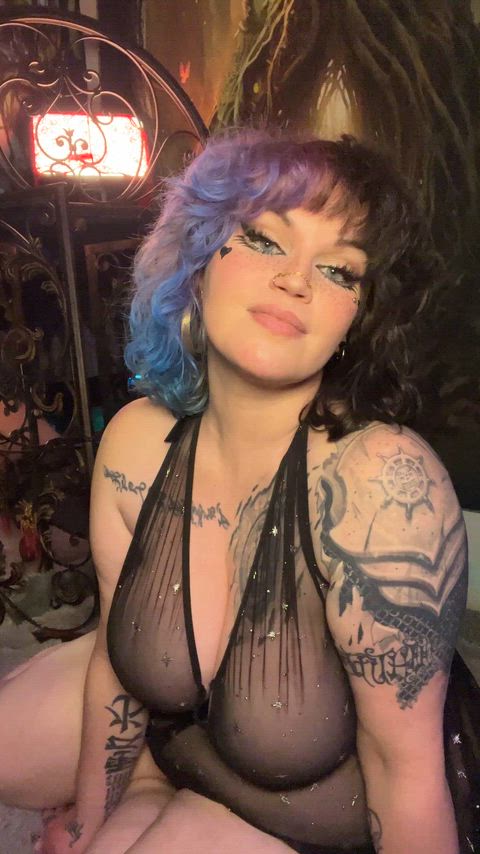 First post here! I hope I fit in (even if it is a tight fit;)