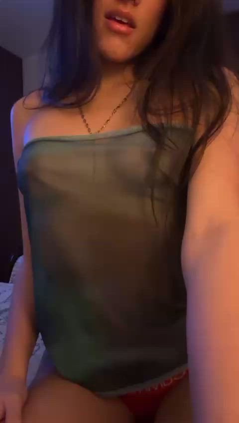 My boobs are so tiny my top keeps falling 🙈