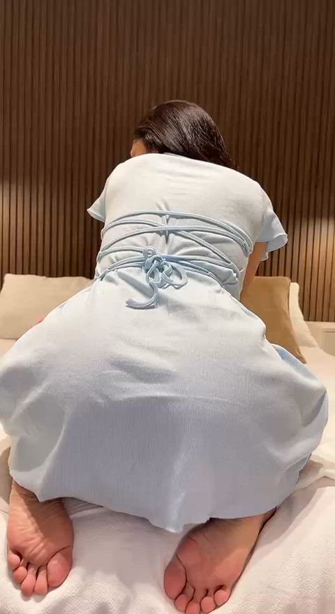 What do you call a girl who likes buttplug?