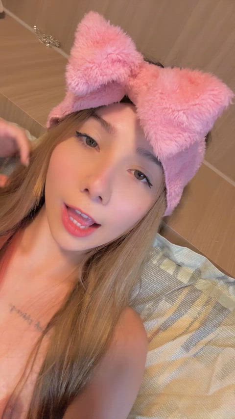 What word comes to mind when you see my pink Korean pussy?