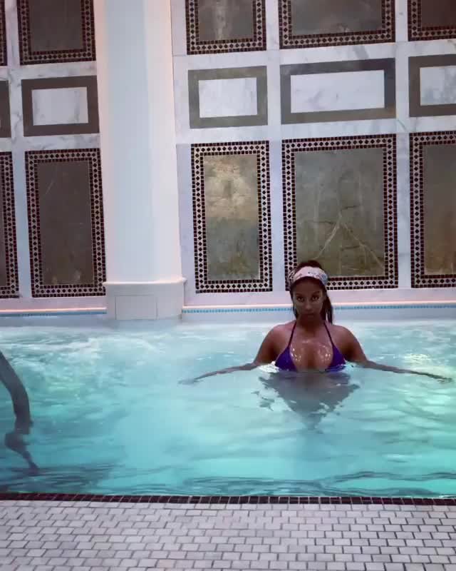 Raven Tracy