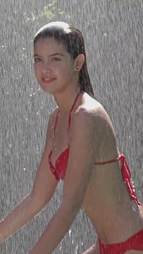Phoebe Cates - Fast Times at Ridgemont High (1982)