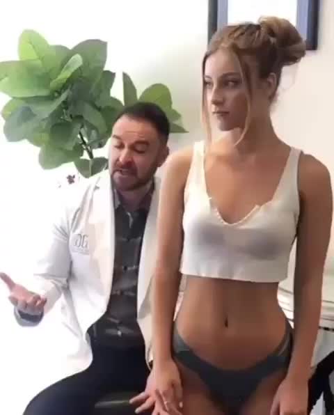 Daisy Keech showing that her booty is real