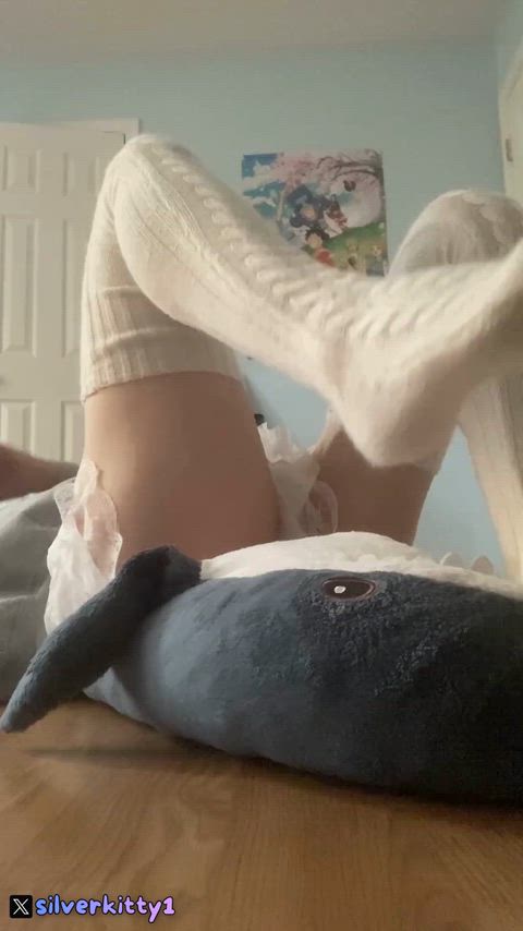 squishing my blahaj muheheh :3 (u guys rlly like this?? >//<)