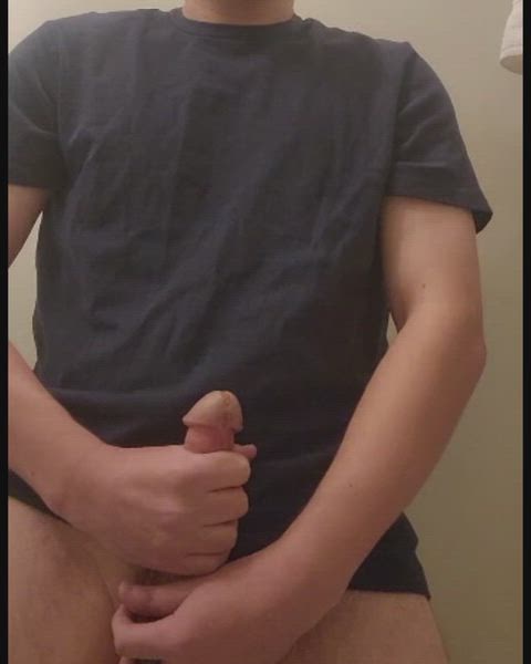 does grabbing a guys balls while cumming make it "shoot" more?