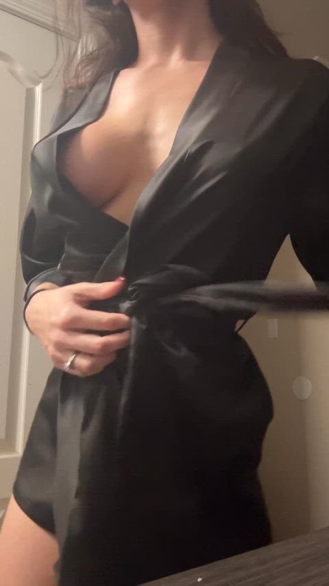 Rate my perfect pierced pussy