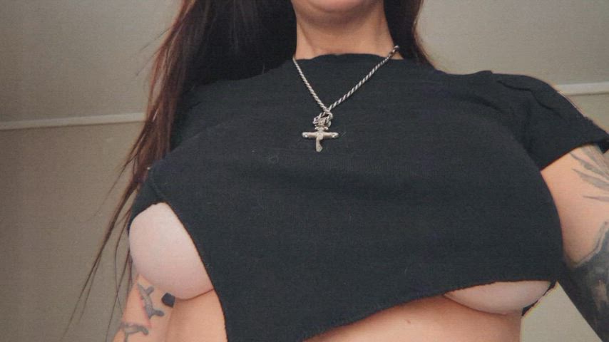 Pump your cock faster for mommy