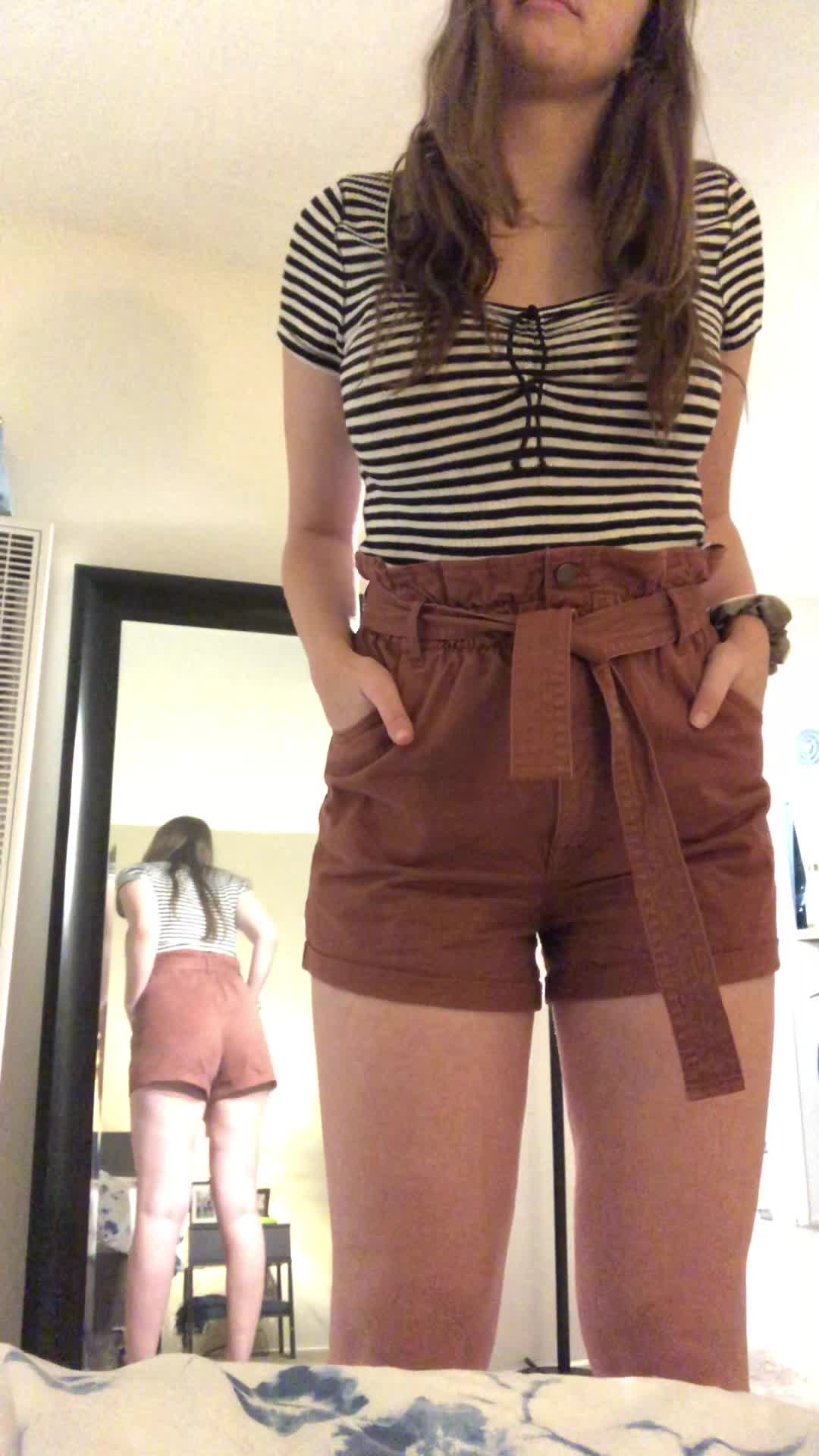 Me undressing with a titty drop in there