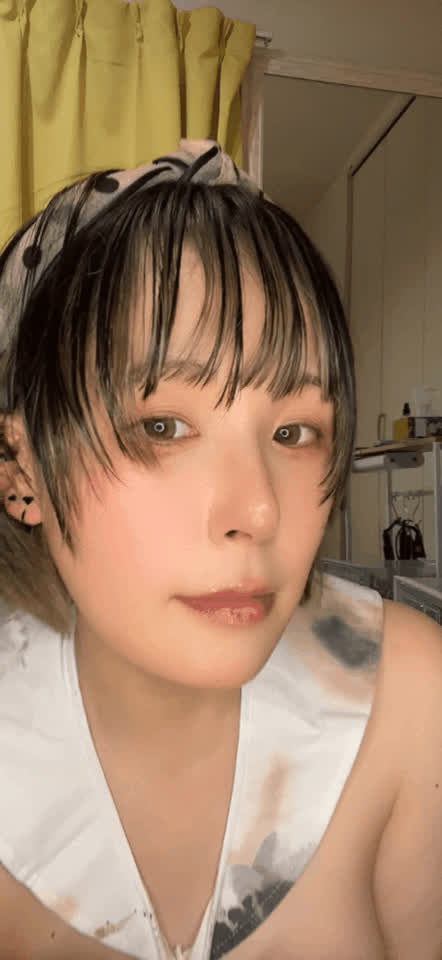 GIF thumbnail